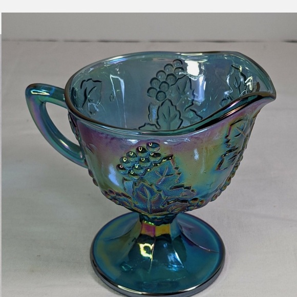 Vtg, Indiana Blue Carnival Glass Pedestal Creamer Harvest Grapes Iradescent - Picture 5 of 8